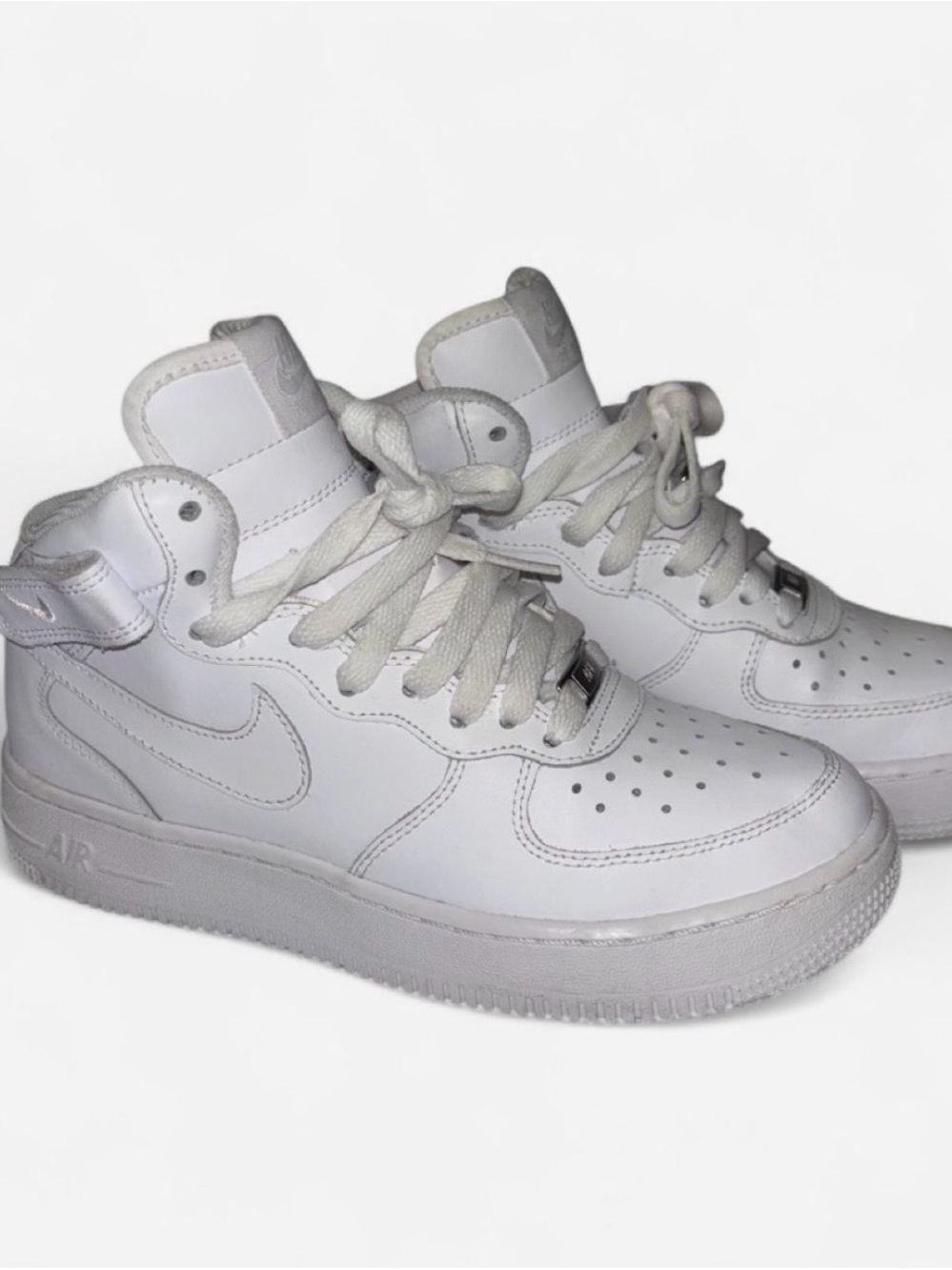 Nike White Air Force 1 Mid
